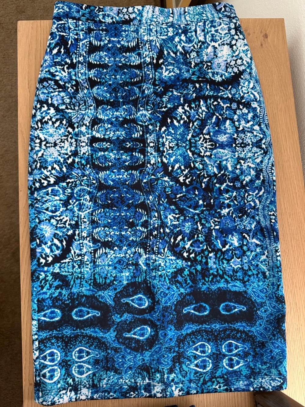 Forever 21 Blue Multi Print Pencil Skirt